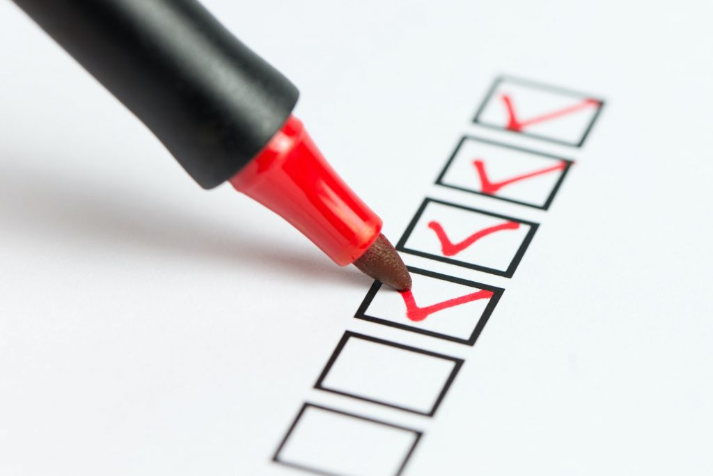 checklist to consider before hiring professional resume writers